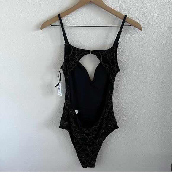 NWT Amuse Society Azalea Bodysuit Black Lace Medium - Picture 8 of 16